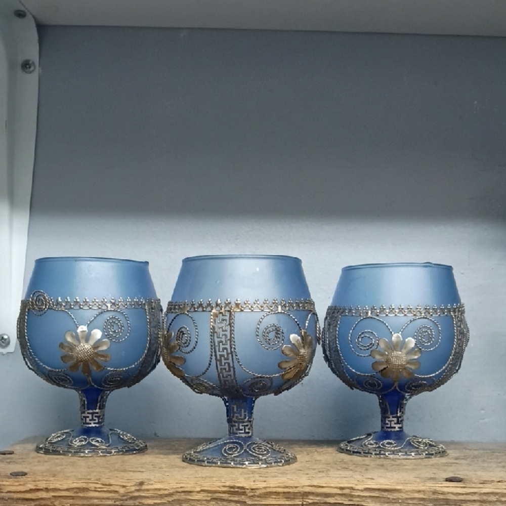 🚨Vintage Syrian Blue Frosted And Silver Filigree Glass Goblets